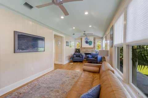 Villa ou maison à vendre à Sarasota, Floride: 2 chambres, 79.25 m2 № 1875755 - photo 9