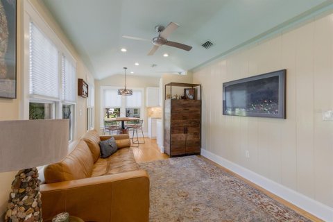 Villa ou maison à vendre à Sarasota, Floride: 2 chambres, 79.25 m2 № 1875755 - photo 8