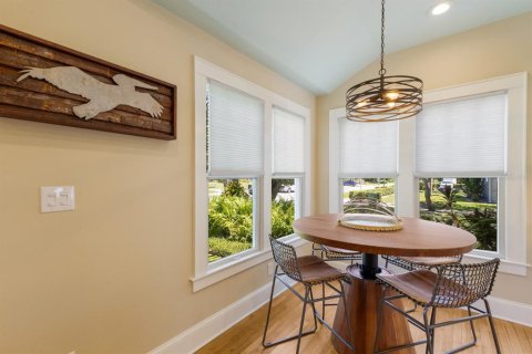 Villa ou maison à vendre à Sarasota, Floride: 2 chambres, 79.25 m2 № 1875755 - photo 10