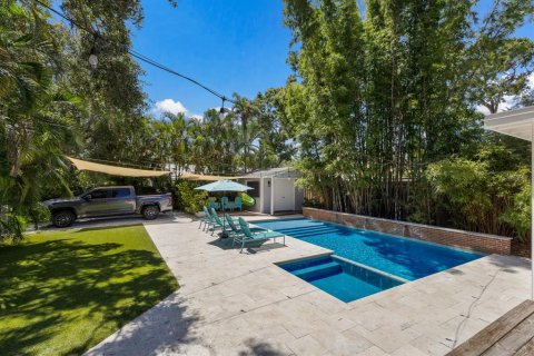 Villa ou maison à vendre à Sarasota, Floride: 2 chambres, 79.25 m2 № 1875755 - photo 26