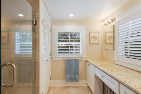 Villa ou maison à vendre à Sarasota, Floride: 2 chambres, 79.25 m2 № 1875755 - photo 19