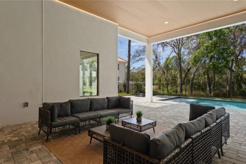 House in Winter Springs, Florida 6 bedrooms, 569.68 sq.m. № 2394288 - photo 20