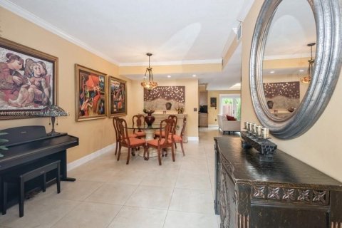 Copropriété à vendre à Miami, Floride: 3 chambres, 161.93 m2 № 1855149 - photo 5