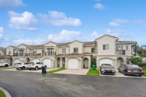 Copropriété à vendre à Miami, Floride: 3 chambres, 161.93 m2 № 1855149 - photo 2