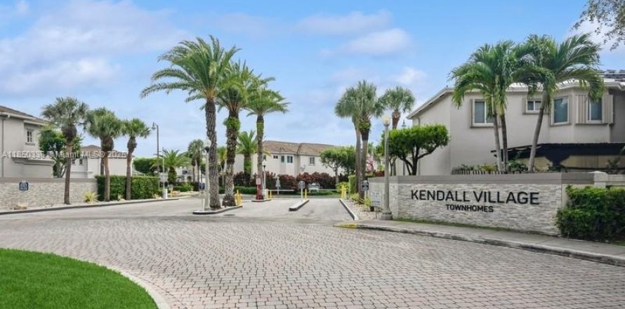 Condo à Miami, Floride, 3 chambres  № 1855149