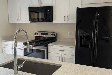 Copropriété à louer à Orlando, Floride: 2 chambres, 119.38 m2 № 2405188 - photo 9
