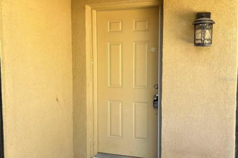 Copropriété à louer à Orlando, Floride: 2 chambres, 119.38 m2 № 2405188 - photo 2