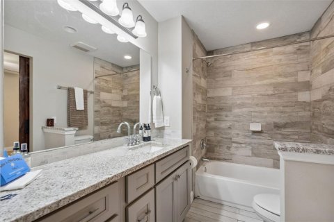 Casa en venta en Orlando, Florida, 2 dormitorios, 82.13 m2 № 2296858 - foto 14