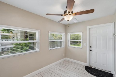 Casa en venta en Orlando, Florida, 2 dormitorios, 82.13 m2 № 2296858 - foto 16