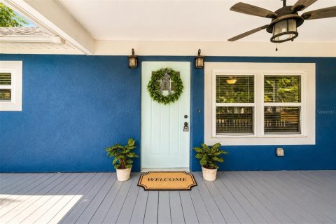 Casa en venta en Orlando, Florida, 2 dormitorios, 82.13 m2 № 2296858 - foto 2