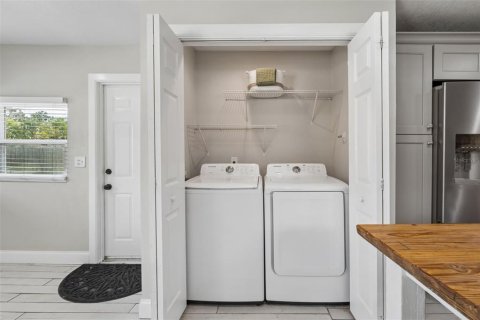 Casa en venta en Orlando, Florida, 2 dormitorios, 82.13 m2 № 2296858 - foto 15