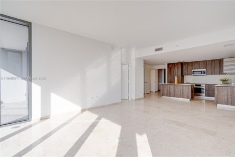 Condo in Miami, Florida, 2 bedrooms № 2004507 - photo 8