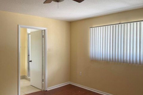 Townhouse in Sunrise, Florida 3 bedrooms, 162.58 sq.m. № 2250893 - photo 8