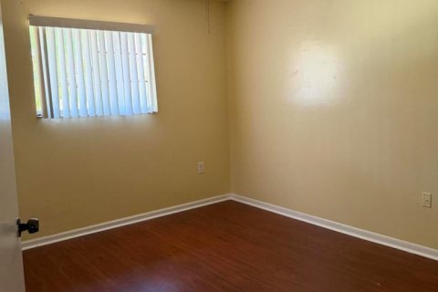 Townhouse in Sunrise, Florida 3 bedrooms, 162.58 sq.m. № 2250893 - photo 7