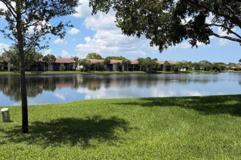 Townhouse in Sunrise, Florida 3 bedrooms, 162.58 sq.m. № 2250893 - photo 15