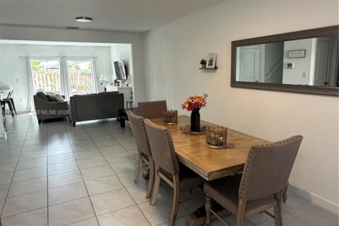 Touwnhouse à vendre à Florida City, Floride: 4 chambres, 157.93 m2 № 2080191 - photo 17