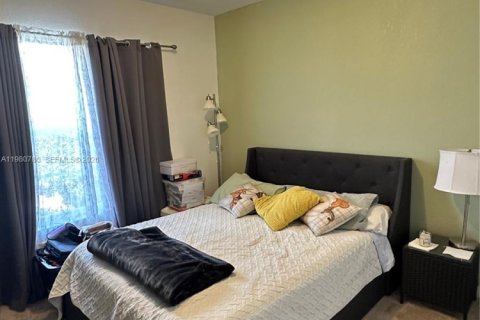 Touwnhouse à vendre à Florida City, Floride: 4 chambres, 157.93 m2 № 2080191 - photo 15