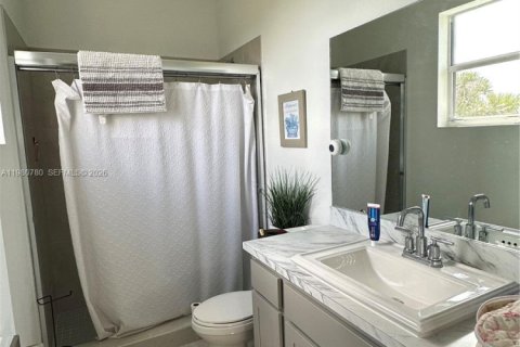 Touwnhouse à vendre à Florida City, Floride: 4 chambres, 157.93 m2 № 2080191 - photo 13