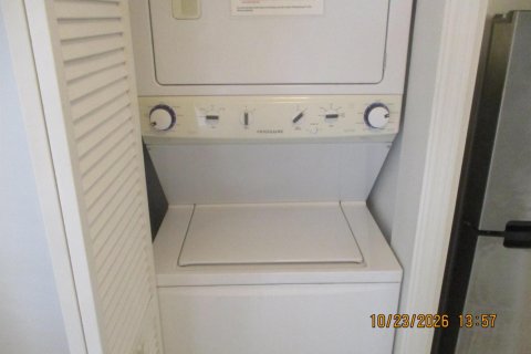 Appartement à louer à Fort Lauderdale, Floride: 1 chambre, 60.39 m2 № 2439174 - photo 3