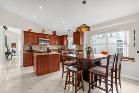 Casa en venta en Orlando, Florida, 4 dormitorios, 177.63 m2 № 1913240 - foto 9