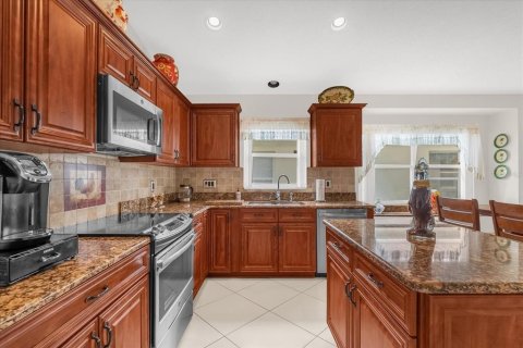 Casa en venta en Orlando, Florida, 4 dormitorios, 177.63 m2 № 1913240 - foto 7