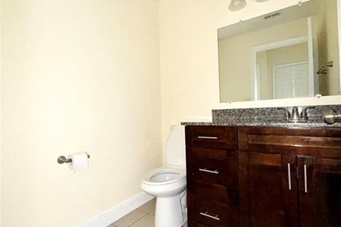 Casa en alquiler en Wesley Chapel, Florida, 4 dormitorios, 217.48 m2 № 2277818 - foto 15