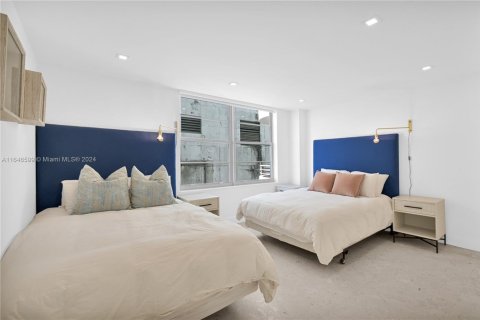 Condo in Miami Beach, Florida, 2 bedrooms  № 1867998 - photo 14