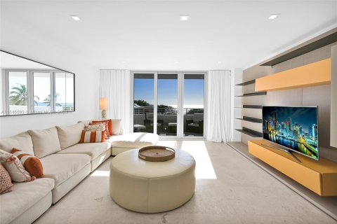 Condo in Miami Beach, Florida, 2 bedrooms  № 1867998 - photo 3