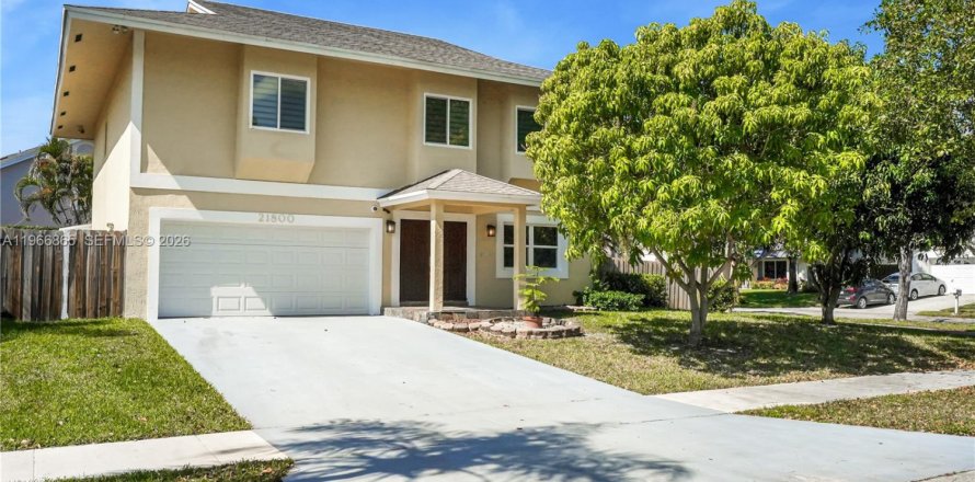 House in Cutler Bay, Florida 5 bedrooms, 261.98 sq.m. № 2033481