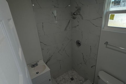 Propiedad comercial en venta en Miami, Florida, 53.51 m2 № 2154300 - foto 8
