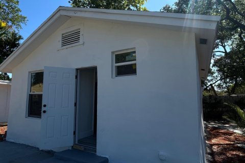 Propiedad comercial en venta en Miami, Florida, 53.51 m2 № 2154300 - foto 4