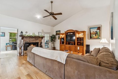 House in Gainesville, Florida 4 bedrooms, 183.3 sq.m. № 1394160 - photo 29