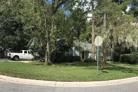 House in Gainesville, Florida 4 bedrooms, 183.3 sq.m. № 1394160 - photo 2