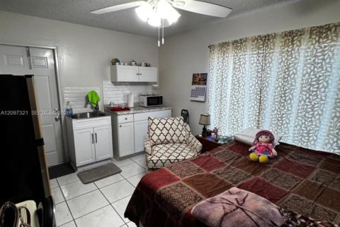 Villa ou maison à vendre à Hialeah, Floride: 4 chambres, 139.35 m2 № 2393013 - photo 22