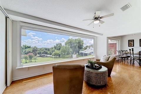 Condo in Lady Lake, Florida, 3 bedrooms  № 2157201 - photo 13