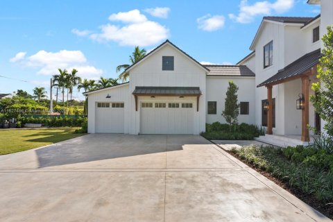 Casa en venta en Miami, Florida, 5 dormitorios, 528.52 m2 № 1802698 - foto 4