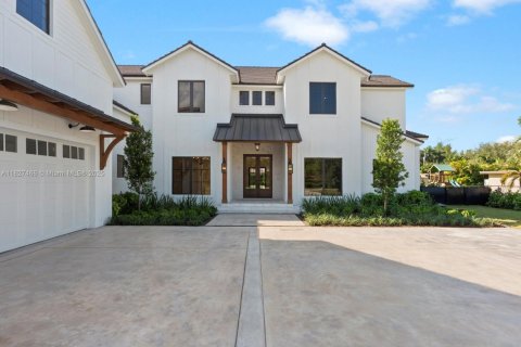 Casa en venta en Miami, Florida, 5 dormitorios, 528.52 m2 № 1802698 - foto 5
