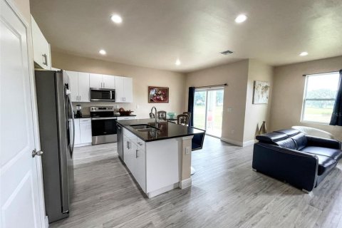 House in LaBelle, Florida 3 bedrooms, 143.44 sq.m. № 2287464 - photo 11