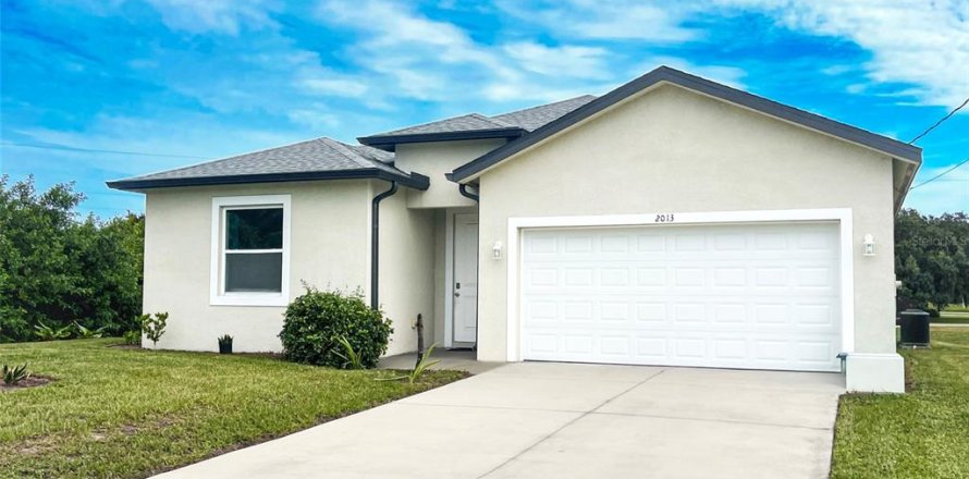 House in LaBelle, Florida 3 bedrooms, 143.44 sq.m. № 2287464
