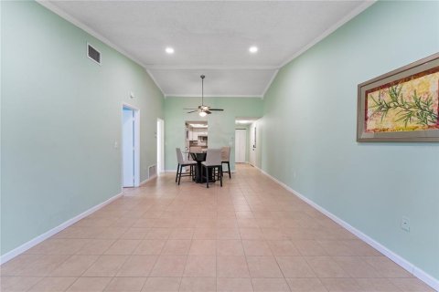 Villa ou maison à vendre à Bradenton, Floride: 2 chambres, 94.2 m2 № 1744406 - photo 3