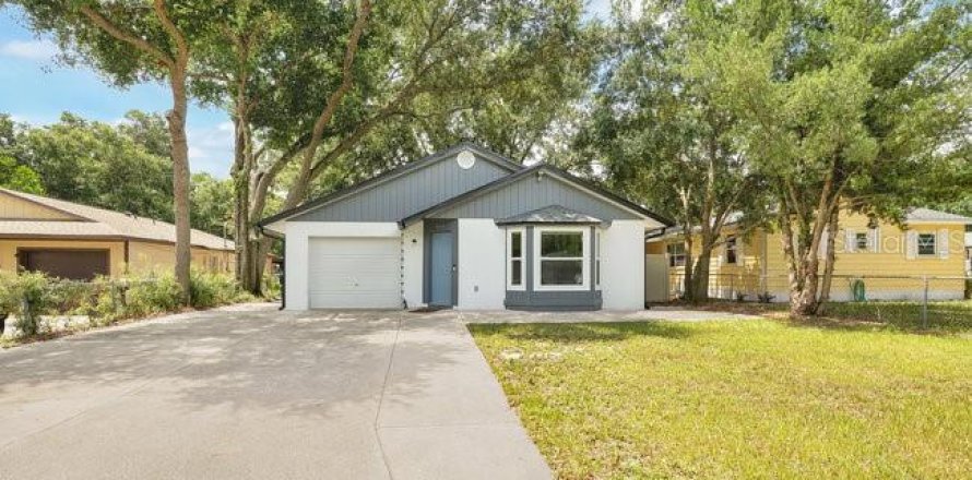 House in Gotha, Florida 3 bedrooms, 123.28 sq.m. № 1810935