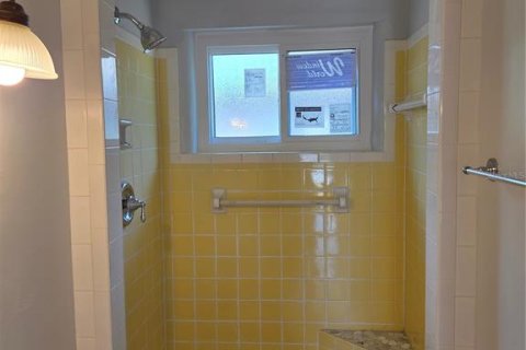House in Eustis, Florida 3 bedrooms, 111.48 sq.m. № 2097761 - photo 24