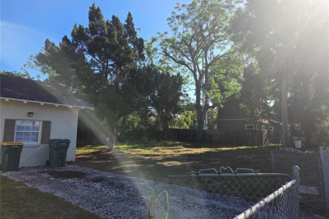 House in Eustis, Florida 3 bedrooms, 111.48 sq.m. № 2097761 - photo 3