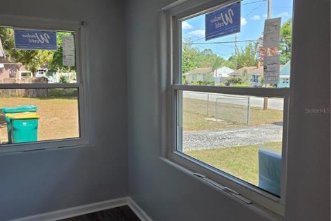 House in Eustis, Florida 3 bedrooms, 111.48 sq.m. № 2097761 - photo 23