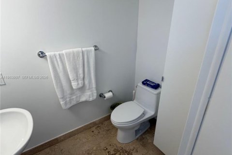 Copropriété à louer à Miami, Floride: 1 chambre, 98.1 m2 № 2048563 - photo 8