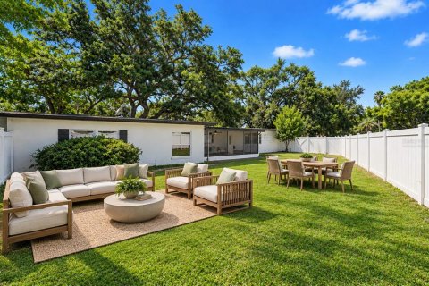 Villa ou maison à louer à Belleair, Floride: 4 chambres, 158.96 m2 № 2413833 - photo 30