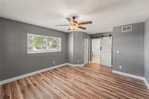 Villa ou maison à louer à Belleair, Floride: 4 chambres, 158.96 m2 № 2413833 - photo 14