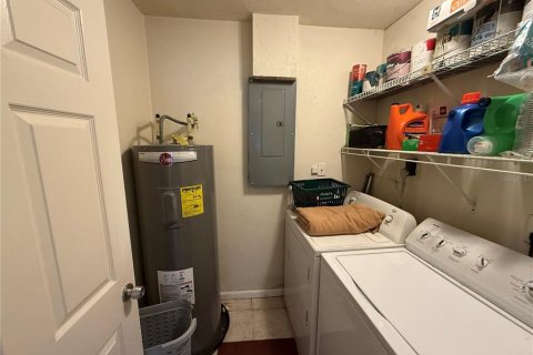 Casa en alquiler en Gainesville, Florida, 5 dormitorios, 153.29 m2 № 1837112 - foto 10
