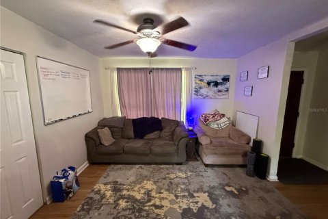 Casa en alquiler en Gainesville, Florida, 5 dormitorios, 153.29 m2 № 1837112 - foto 2