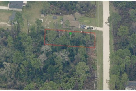 House in DeLand, Florida 4 bedrooms, 142.98 sq.m. № 1686442 - photo 3
